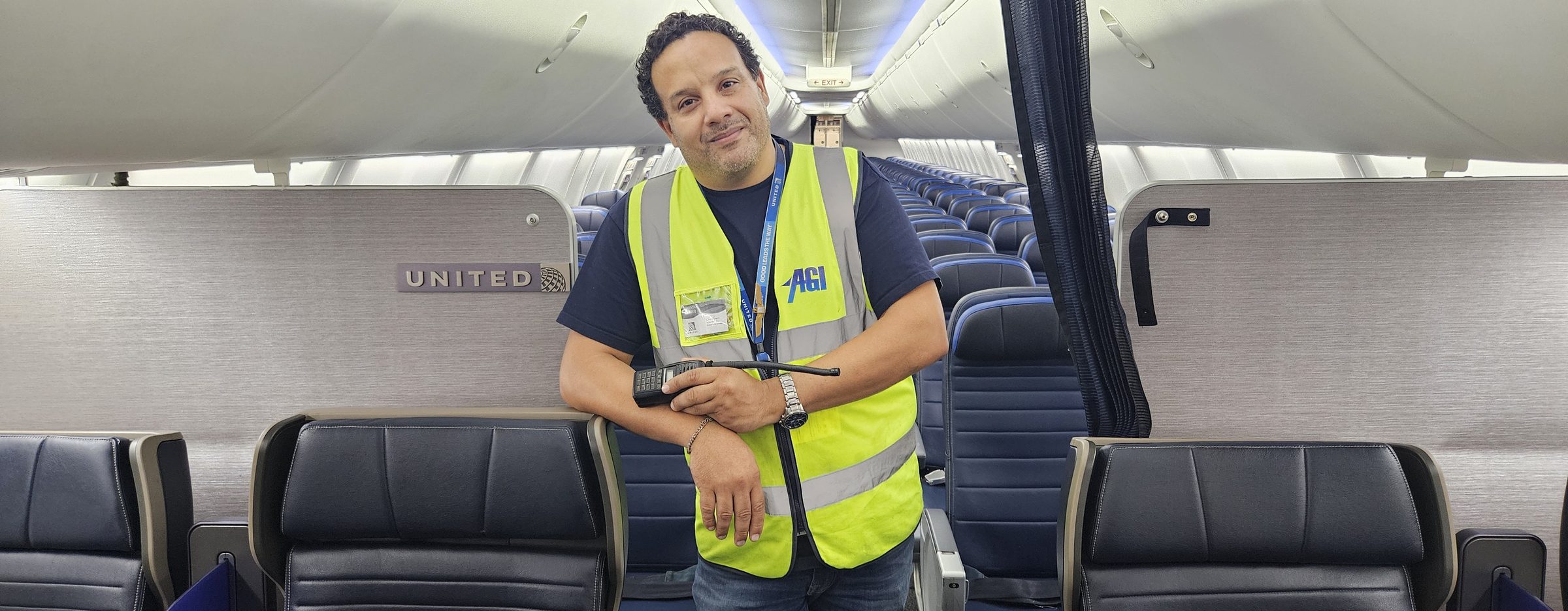 Jürgen de Clercq aboard a United aircraft at CMH, in an Alliance Ground International safety vest